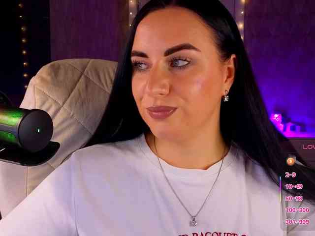 YURIEVNA13 webcam