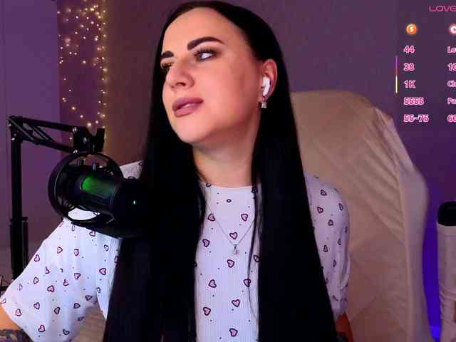 YURIEVNA13 webcam