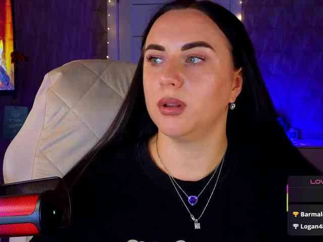 YURIEVNA13 webcam