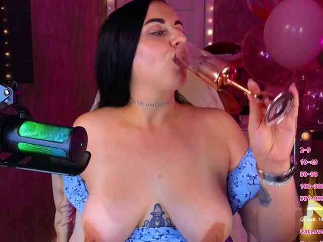 YURIEVNA13 webcam