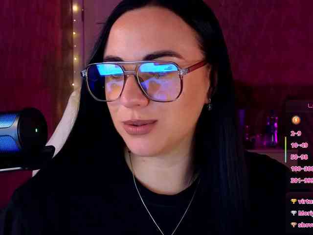 YURIEVNA13 webcam