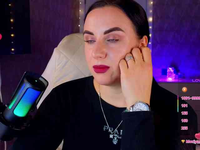 YURIEVNA13 webcam