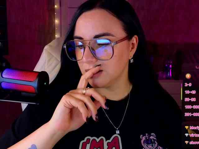 YURIEVNA13 webcam