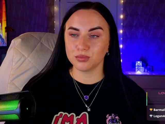 YURIEVNA13 webcam