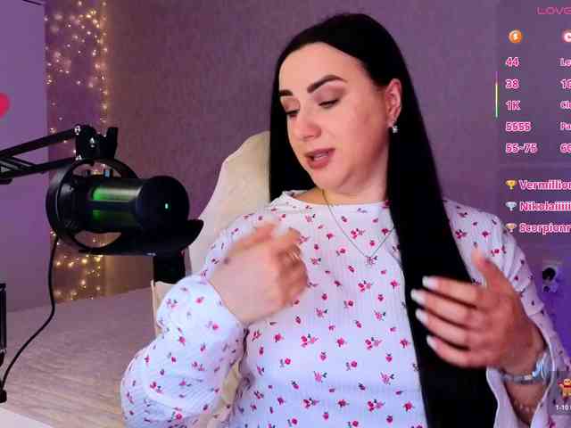 YURIEVNA13 webcam