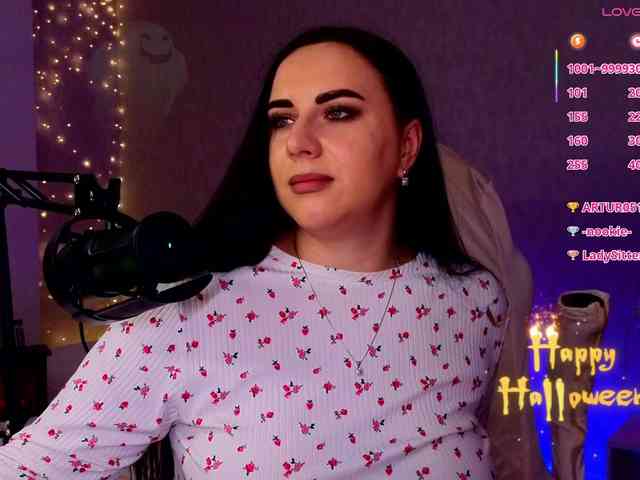 YURIEVNA13 webcam