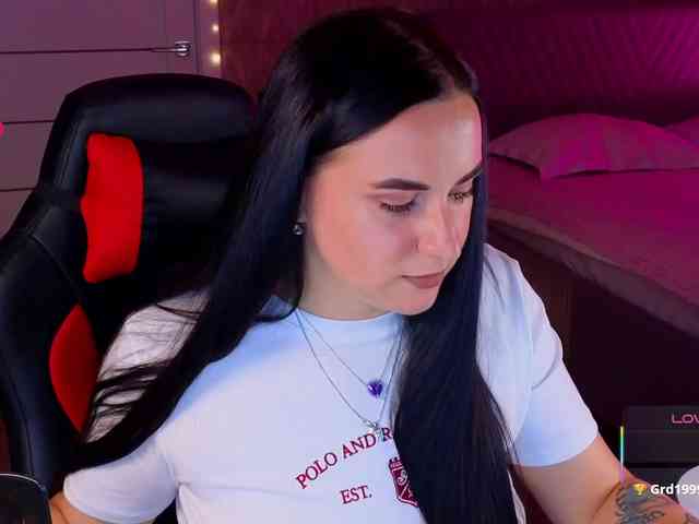 YURIEVNA13 webcam