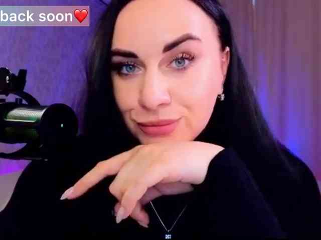 YURIEVNA13 webcam