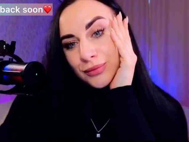 YURIEVNA13 webcam