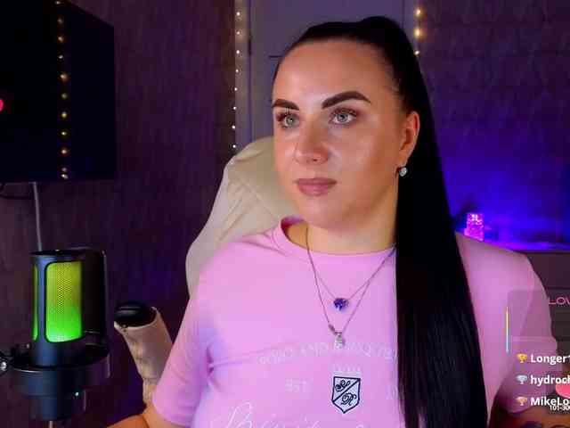 YURIEVNA13 webcam