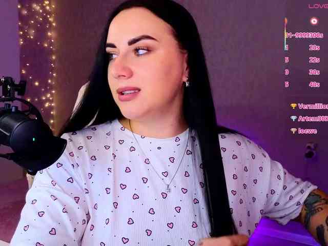 YURIEVNA13 webcam