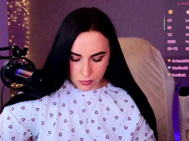 YURIEVNA13 webcam