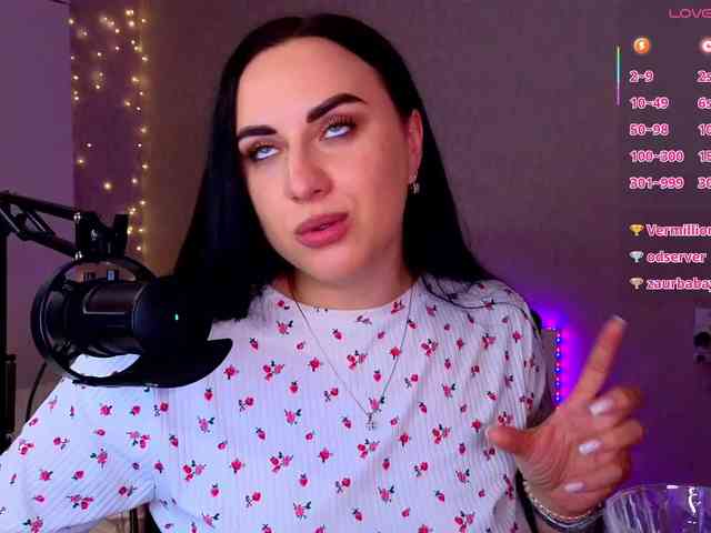 YURIEVNA13 webcam