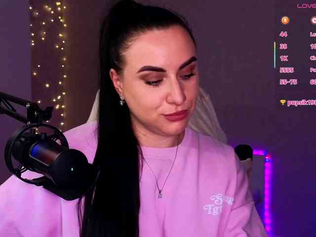 YURIEVNA13 webcam