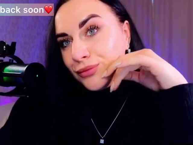YURIEVNA13 webcam