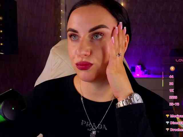 YURIEVNA13 webcam