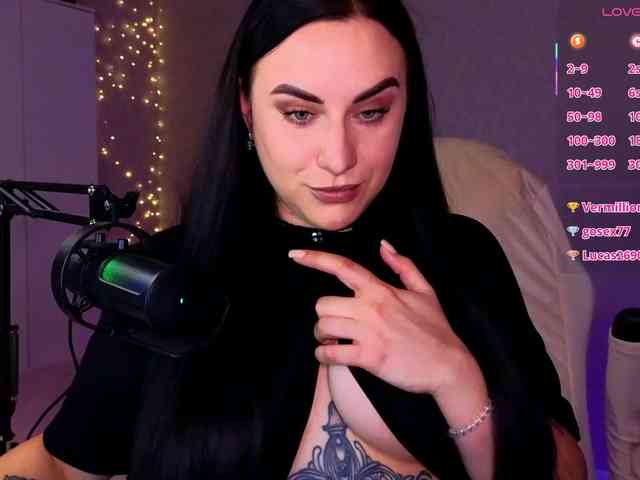 YURIEVNA13 webcam