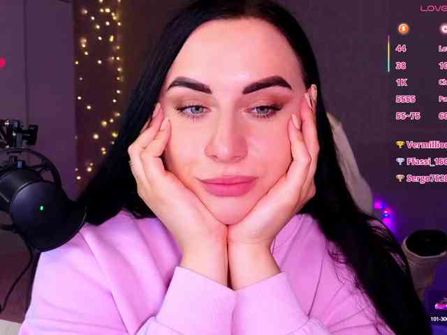 YURIEVNA13 webcam