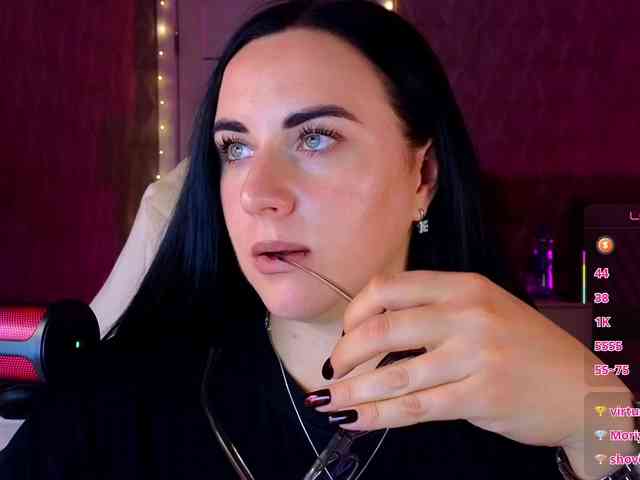 YURIEVNA13 webcam
