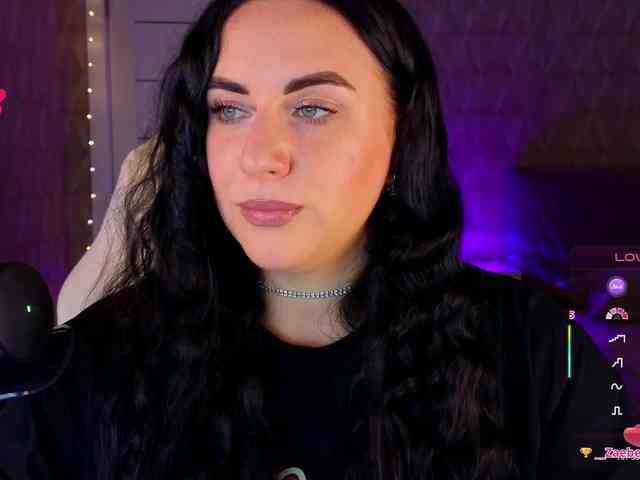 YURIEVNA13 webcam