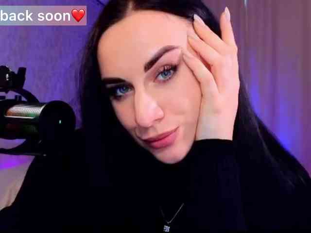 YURIEVNA13 webcam