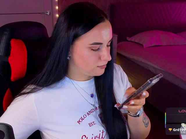 YURIEVNA13 webcam