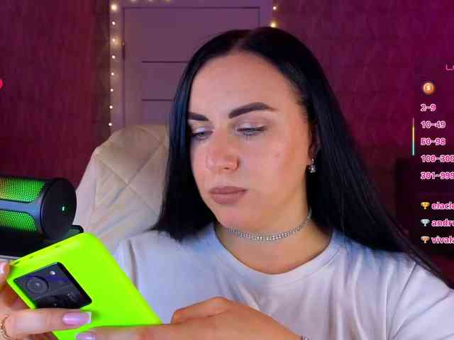 YURIEVNA13 webcam