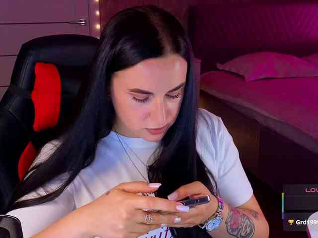 YURIEVNA13 webcam