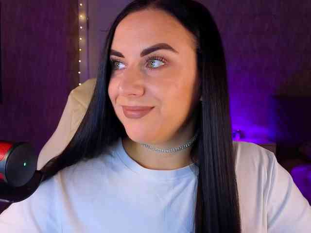 YURIEVNA13 webcam