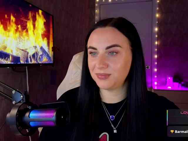 YURIEVNA13 webcam