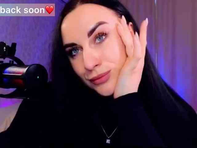 YURIEVNA13 webcam
