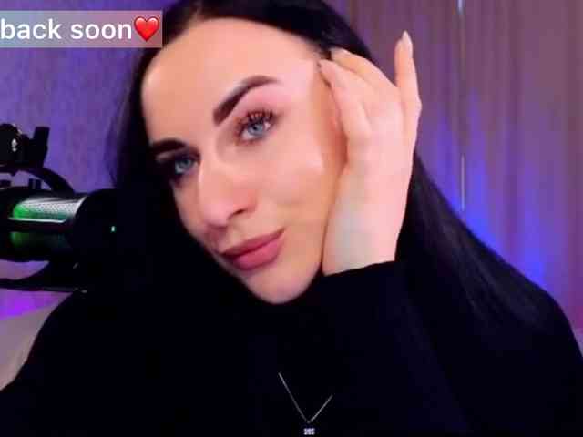 YURIEVNA13 webcam
