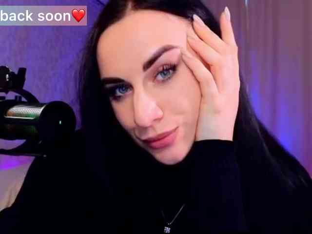 YURIEVNA13 webcam