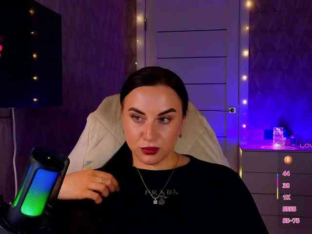 YURIEVNA13 webcam