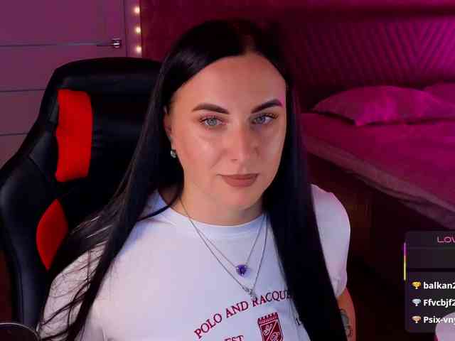 YURIEVNA13 webcam