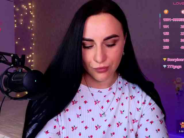 YURIEVNA13 webcam