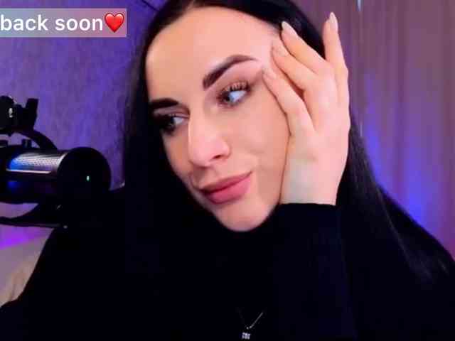 YURIEVNA13 webcam