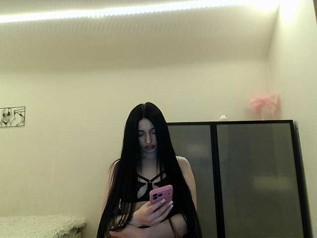 elizamars's BongaCams show and profile