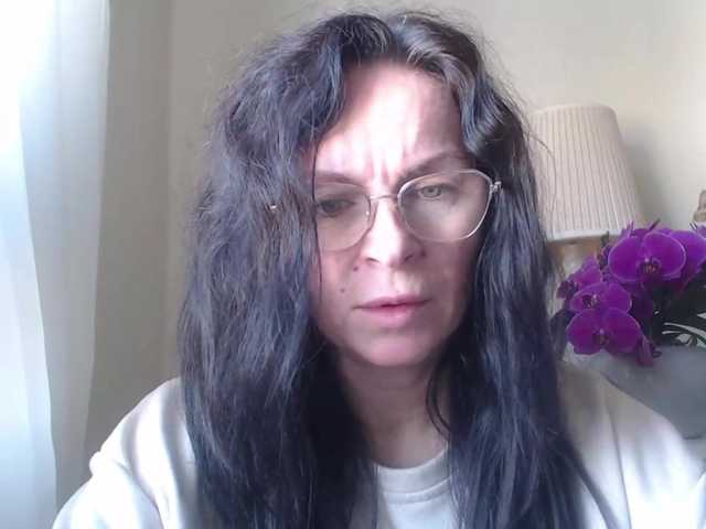 Slutty HelenSHOW1 wants you to fuck her body now HelenSHOW1 from BongaCams