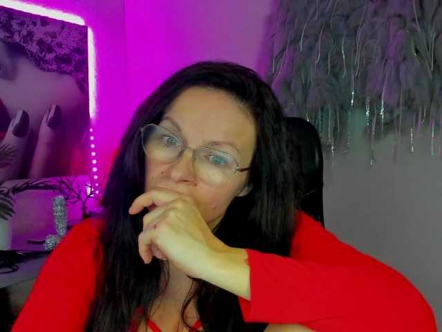 HelenSHOW1 webcam bongacams model stream image