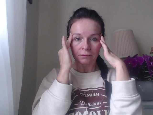 Slutty HelenSHOW1 wants you to fuck her body now HelenSHOW1 from BongaCams