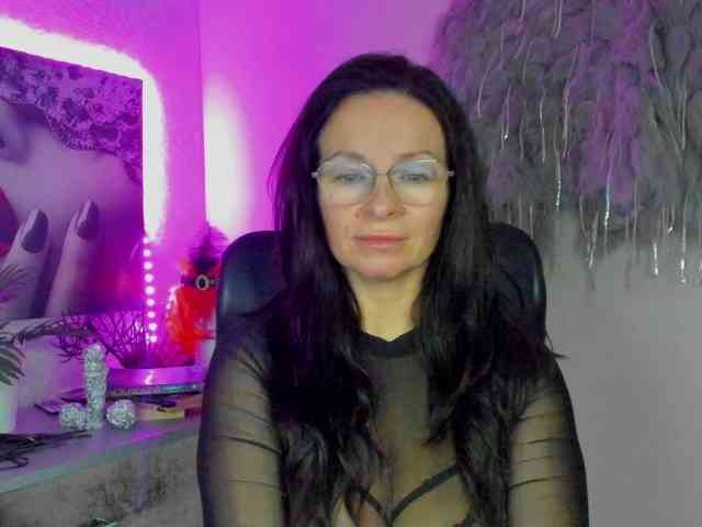 HelenSHOW1 webcam