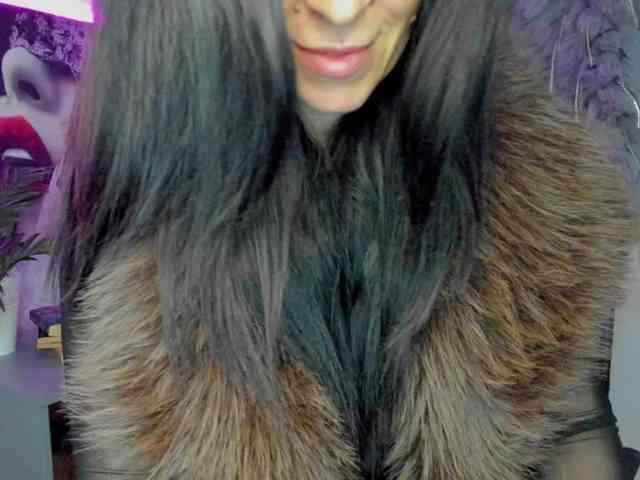 HelenSHOW1 webcam
