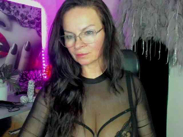 HelenSHOW1 webcam