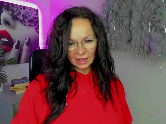 HelenSHOW1 webcam