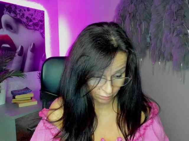 HelenSHOW1's webcam live show