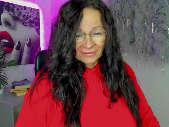 HelenSHOW1 webcam