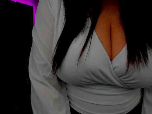 HelenSHOW1 webcam