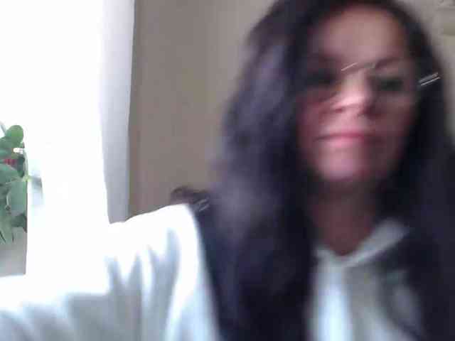 HelenSHOW1 webcam