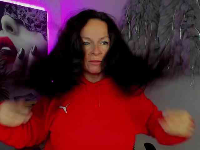 HelenSHOW1 webcam